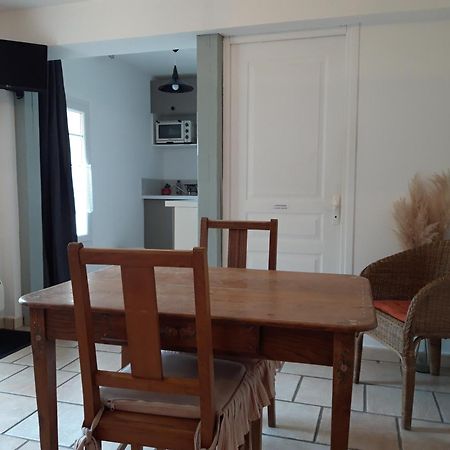Le Clos D'Arry Apartment Arry  Phòng bức ảnh