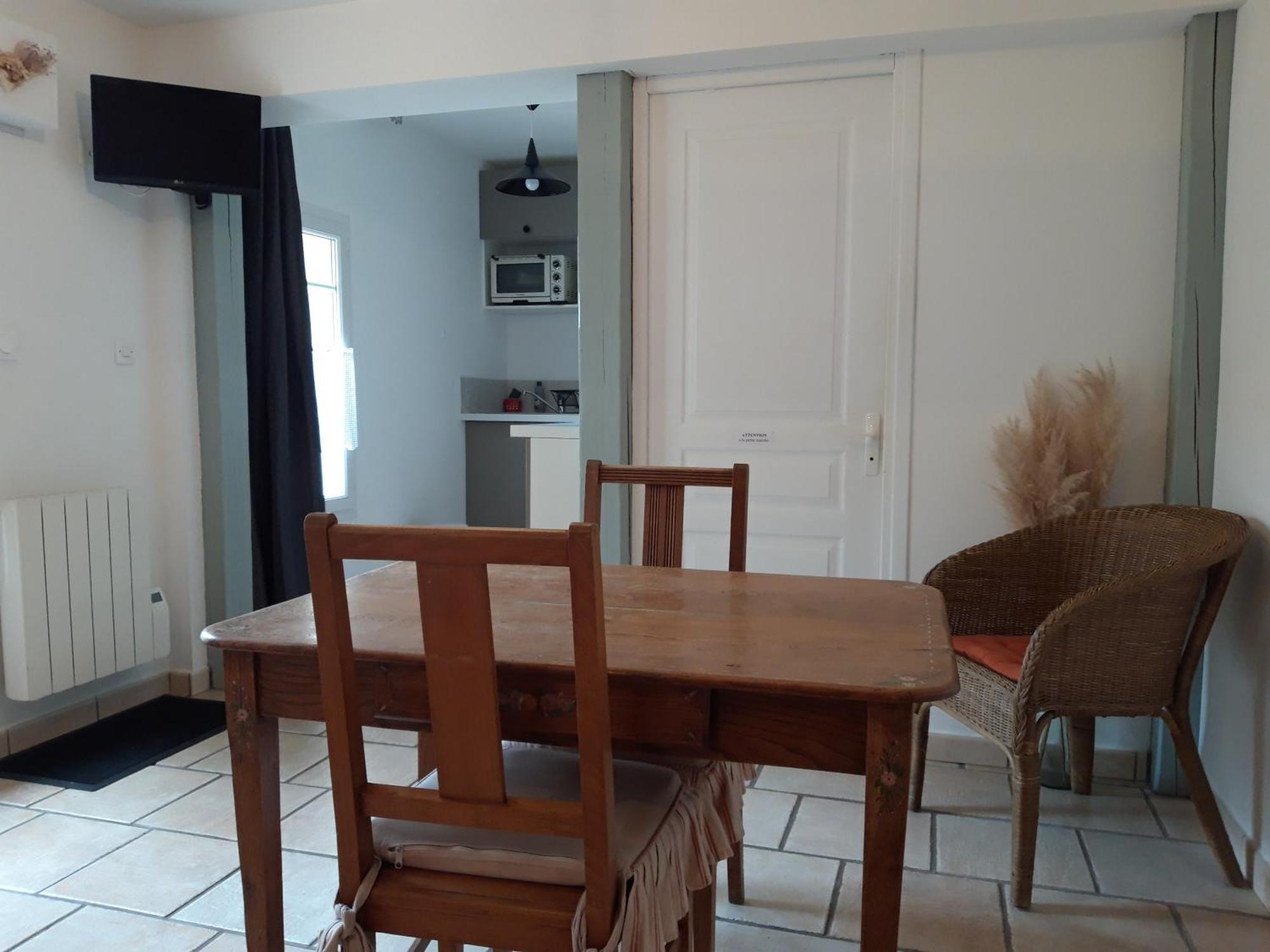 Le Clos D'Arry Apartment Arry  Phòng bức ảnh